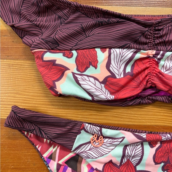 Maaji Floral Bikini Set - Picture 2 of 6